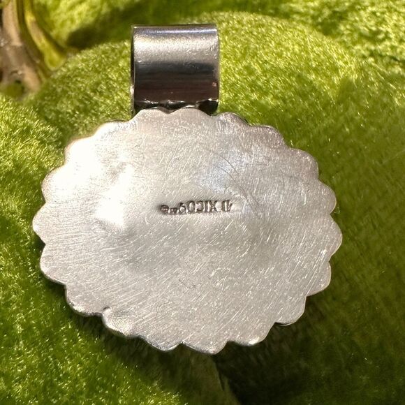 925 Oval Natural Mahogany Obsidian Gemstone
Pendant Vintage 925 Silver F… - Picture 5 of 16